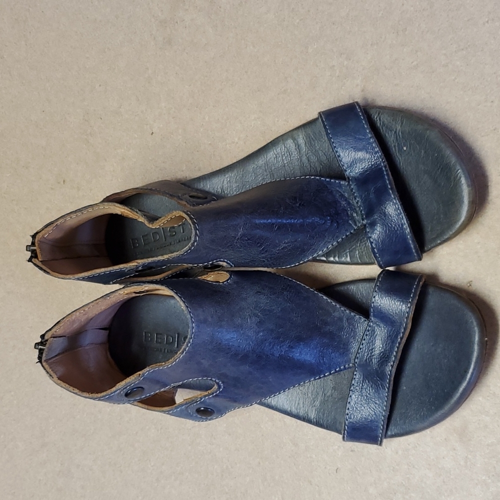 Bed Stu Soto blue sandals 8